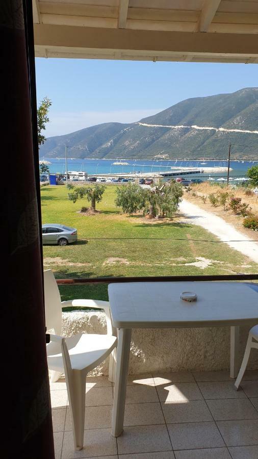 Villa Makis Vasiliki  Luaran gambar